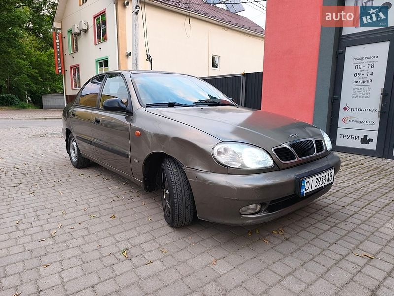 Седан Daewoo Lanos 2001 в Коломые