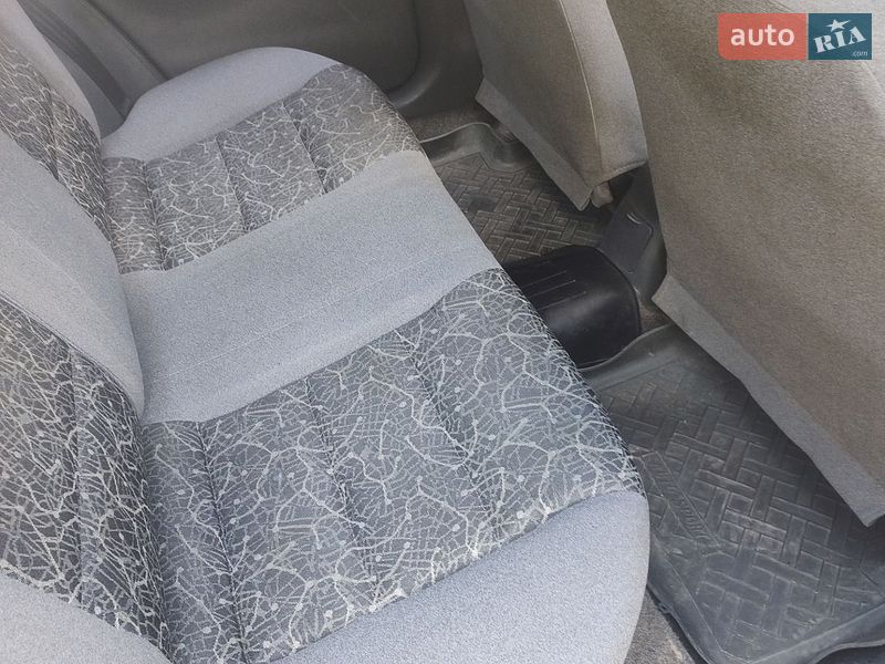 Седан Daewoo Lanos 2008 в Острозі