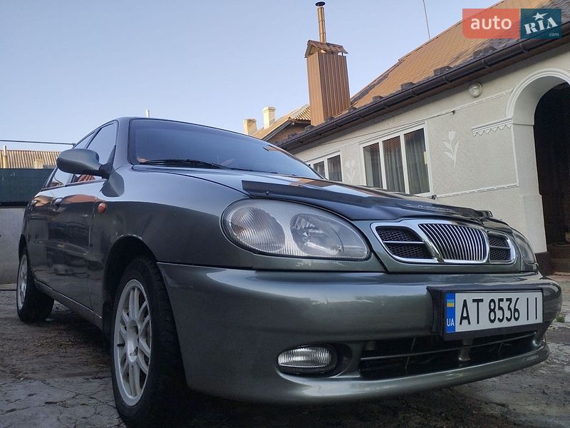 Седан Daewoo Lanos 2006 в Монастириській