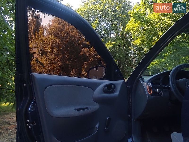 Седан Daewoo Lanos 2005 в Полтаві