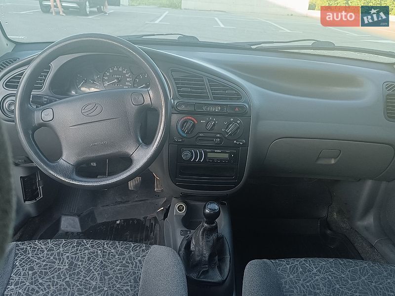 Седан Daewoo Lanos 2006 в Ирпене