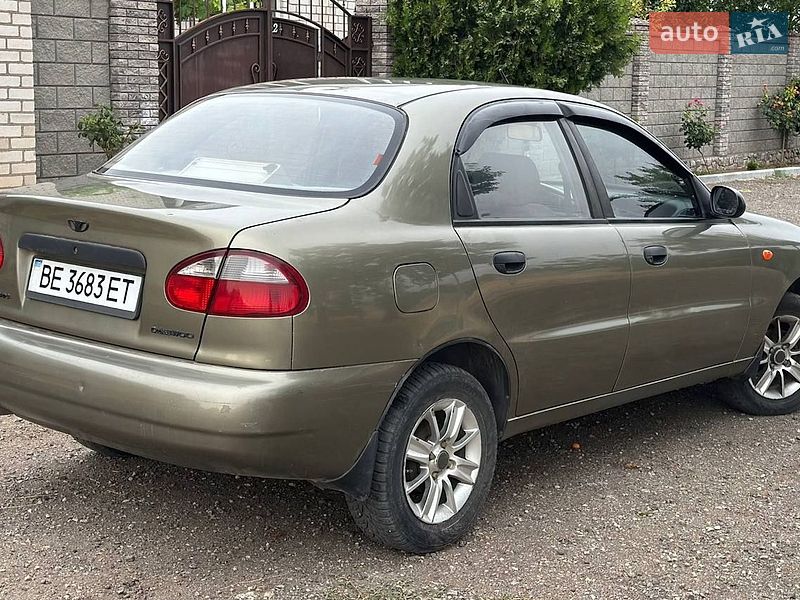 Седан Daewoo Lanos 2004 в Миколаєві