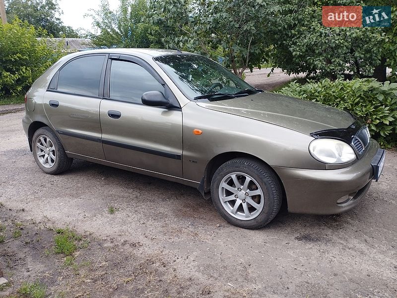 Хэтчбек Daewoo Lanos 2003 в Карловке фото 2 Хэтчбек Daewoo Lanos 2003 в Карловке