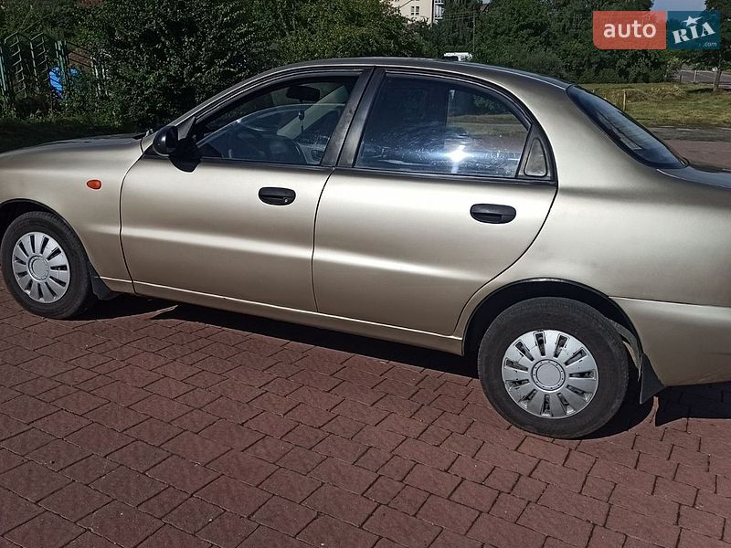Седан Daewoo Lanos 2008 в Трускавці