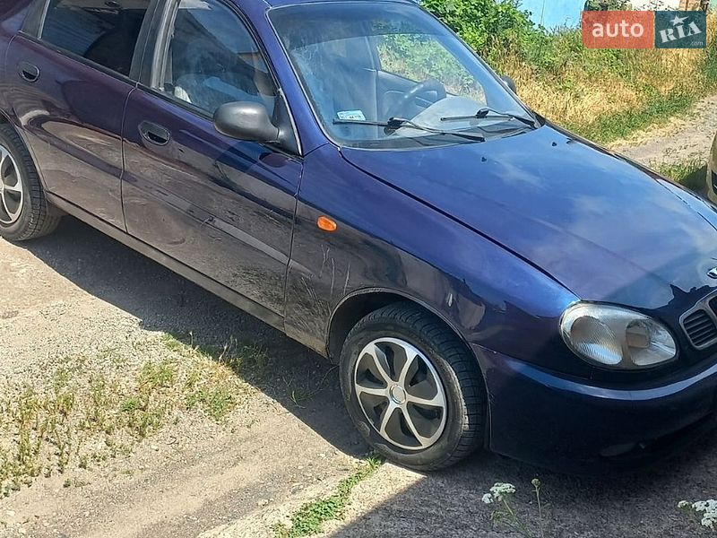 Седан Daewoo Lanos 2004 в Кривом Роге
