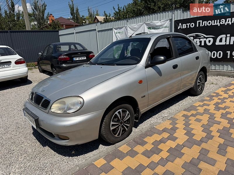 Седан Daewoo Lanos 2002 в Запорожье