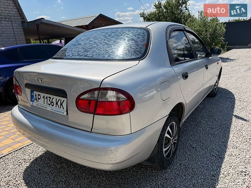 Седан Daewoo Lanos 2002 в Запорожье