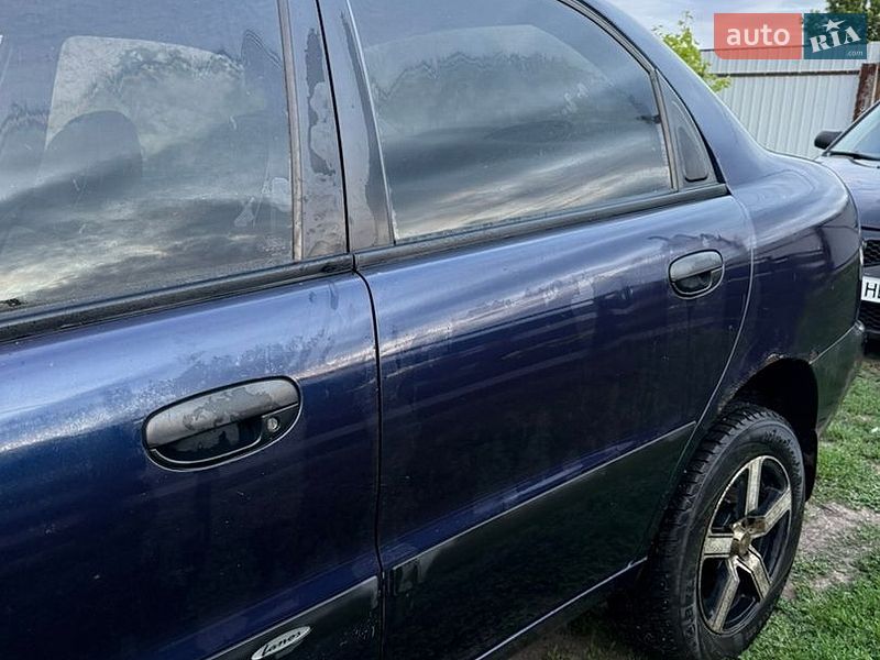 Седан Daewoo Lanos 2007 в Новгородці