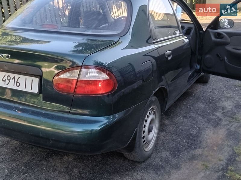 Седан Daewoo Lanos 2004 в Кам'янці-Бузькій