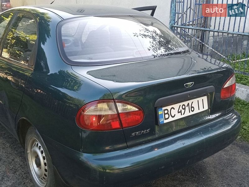 Седан Daewoo Lanos 2004 в Кам'янці-Бузькій
