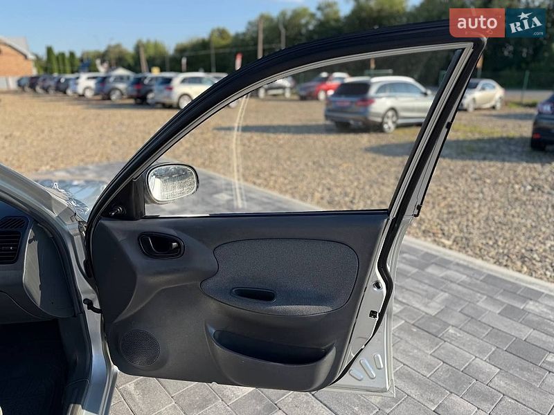 Седан Daewoo Lanos 2008 в Коломиї