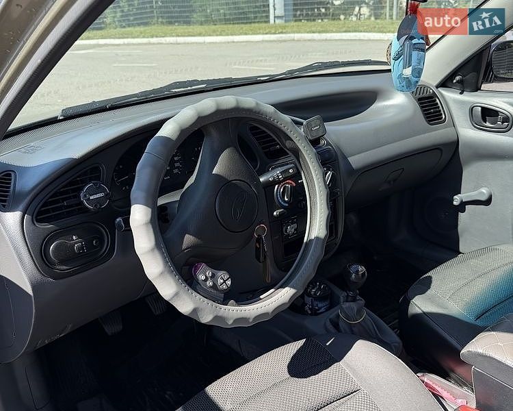 Седан Daewoo Lanos 2005 в Харкові