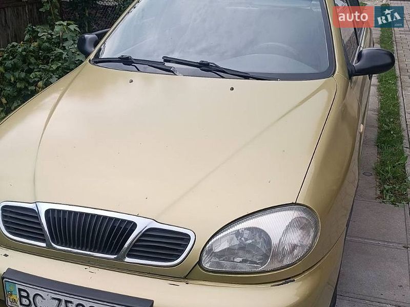 Седан Daewoo Lanos 2008 в Ходореві
