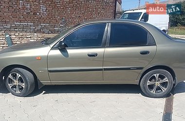 Седан Daewoo Lanos 2004 в Подволочиске
