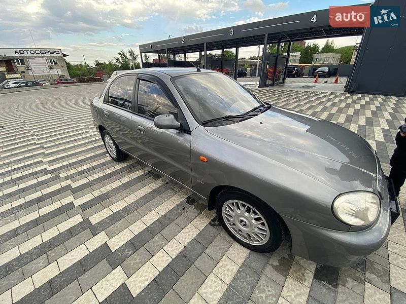 Седан Daewoo Lanos 2008 в Львові