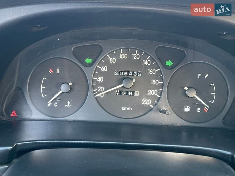Седан Daewoo Lanos 2003 в Тернополе