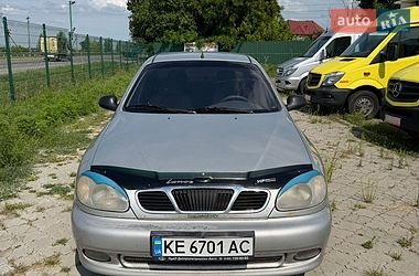 Седан Daewoo Lanos 2002 в Дніпрі