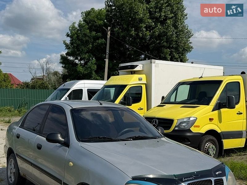 Седан Daewoo Lanos 2002 в Дніпрі