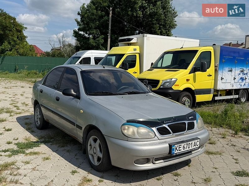 Седан Daewoo Lanos 2002 в Дніпрі