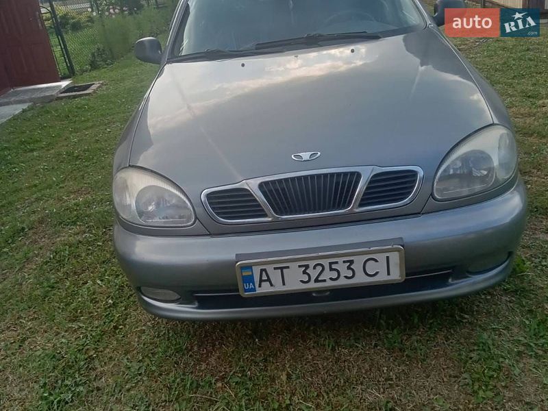Седан Daewoo Lanos 2008 в Долині