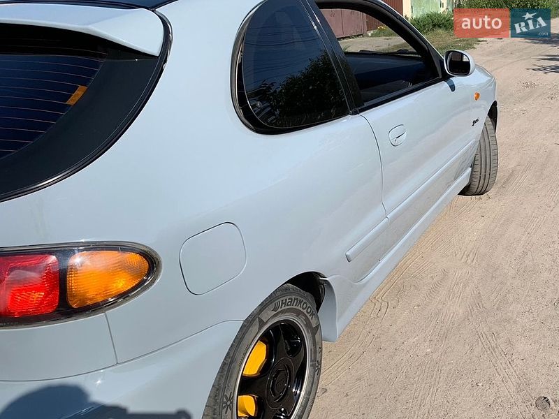 Хетчбек Daewoo Lanos 2003 в Дніпрі