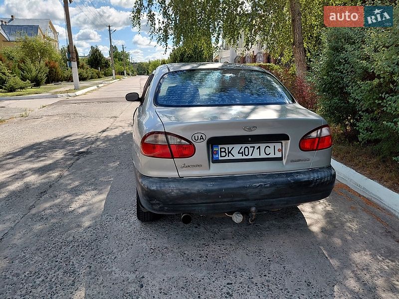 Седан Daewoo Lanos 2005 в Вараше