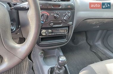 Седан Daewoo Lanos 2005 в Вараше