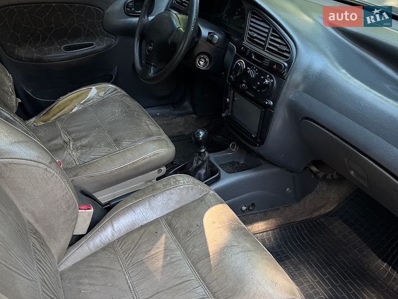 Седан Daewoo Lanos 2003 в Києві