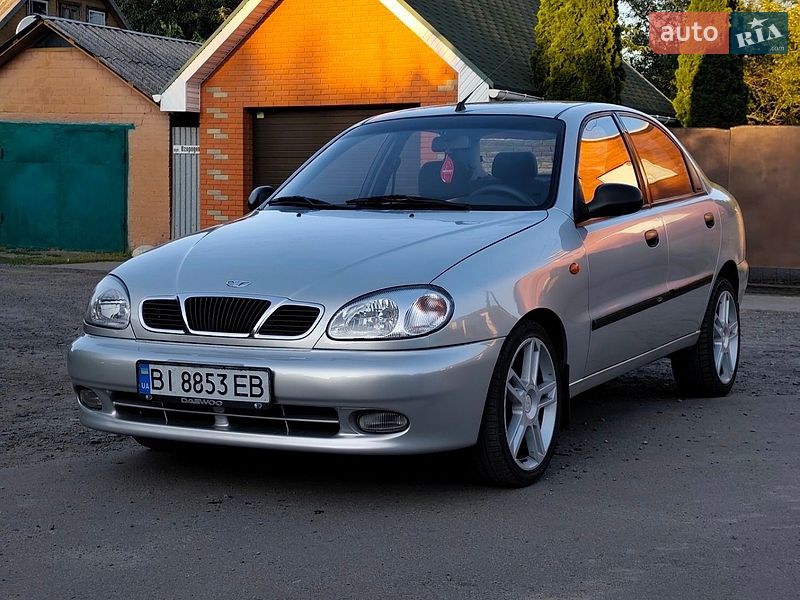 Седан Daewoo Lanos 2004 в Полтаві