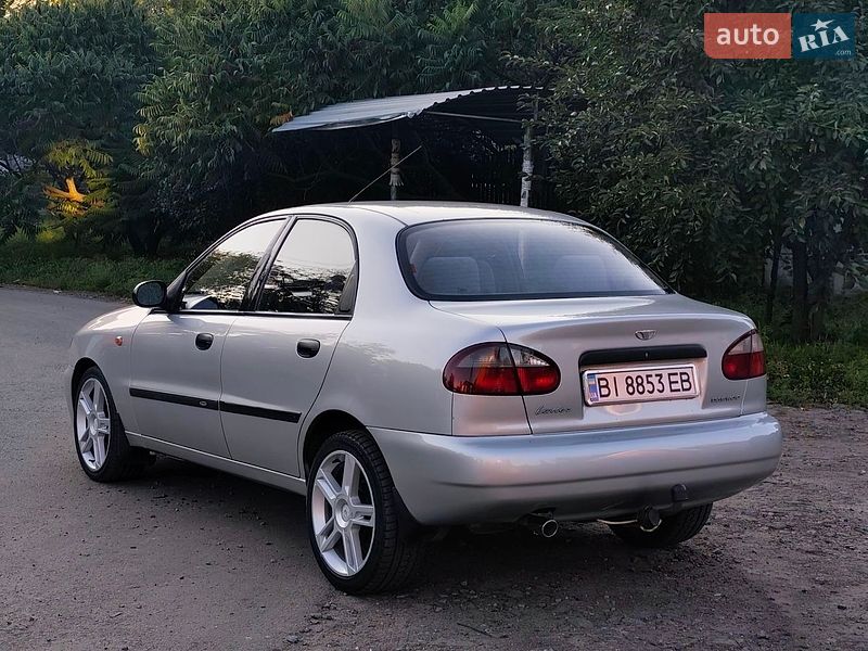Седан Daewoo Lanos 2004 в Полтаві