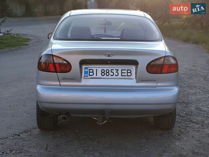 Седан Daewoo Lanos 2004 в Полтаві