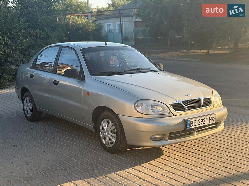 Седан Daewoo Lanos 2004 в Доманівці
