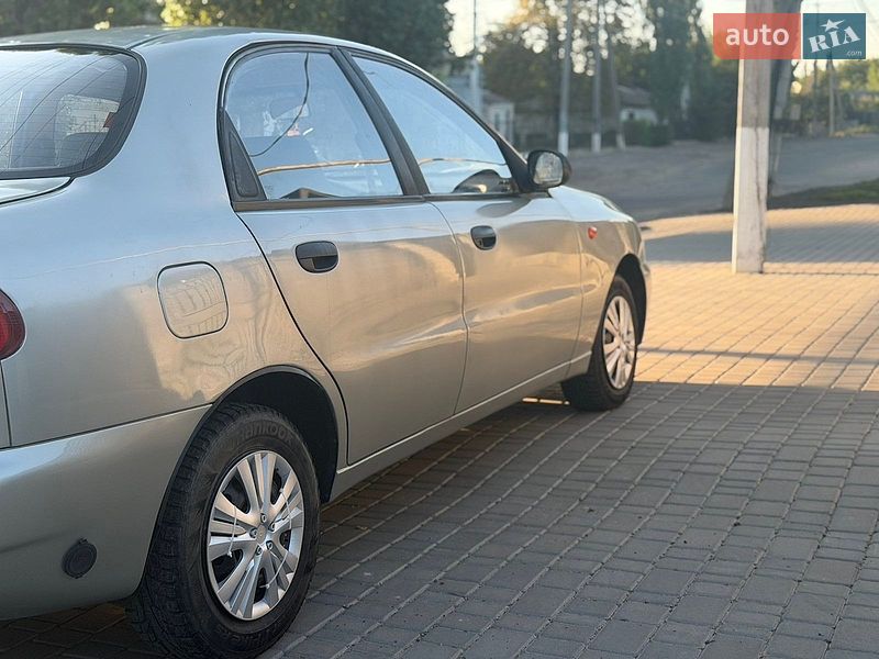 Седан Daewoo Lanos 2004 в Доманівці