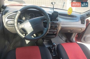 Седан Daewoo Lanos 2004 в Василькове