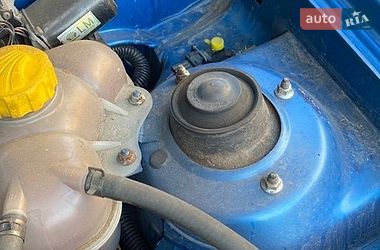 Седан Daewoo Lanos 2001 в Киеве