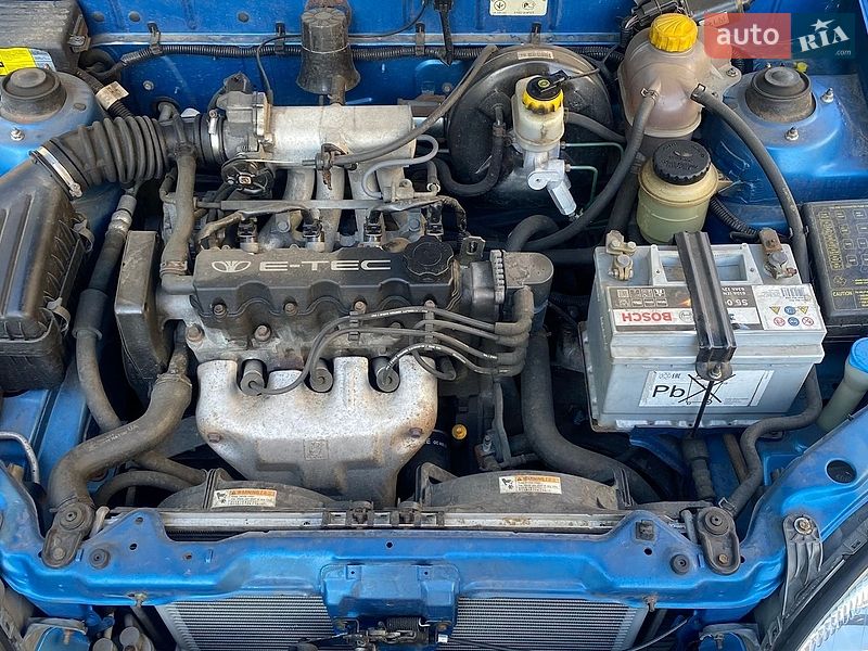 Седан Daewoo Lanos 2001 в Киеве