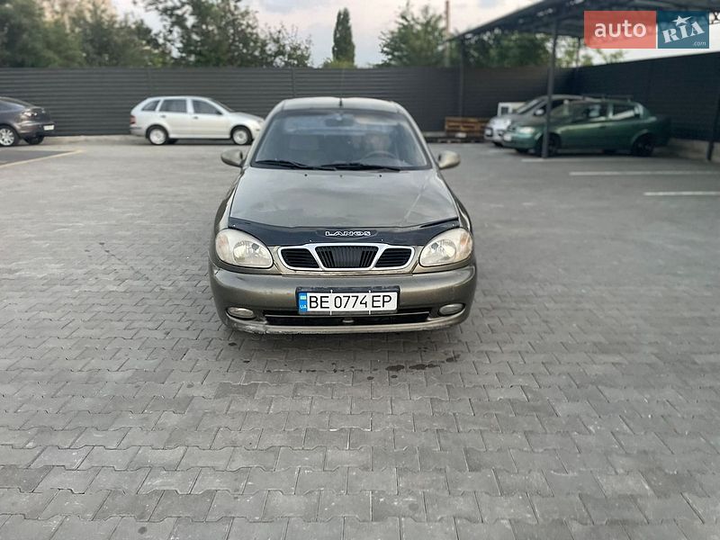Седан Daewoo Lanos 2003 в Миколаєві