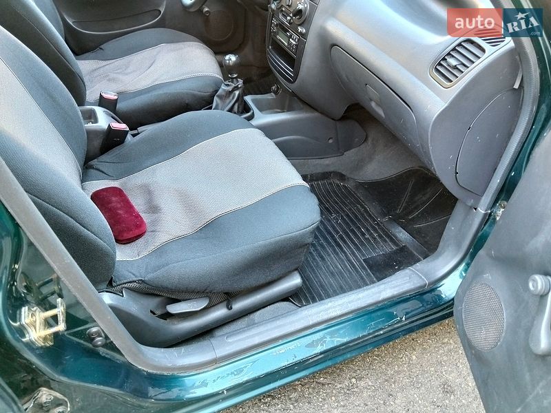 Седан Daewoo Lanos 2003 в Тернополе