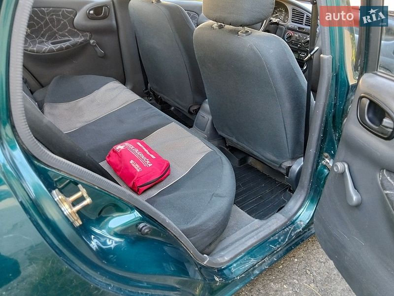 Седан Daewoo Lanos 2003 в Тернополе