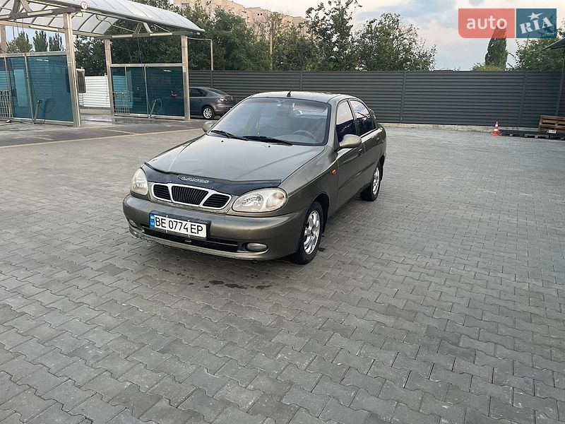 Седан Daewoo Lanos 2003 в Миколаєві