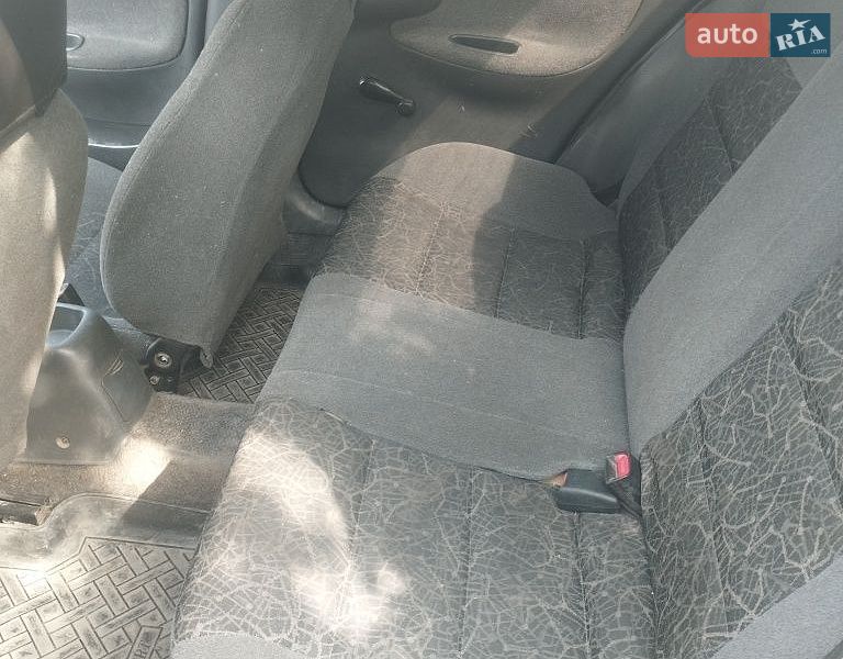 Седан Daewoo Lanos 2006 в Хмельницькому