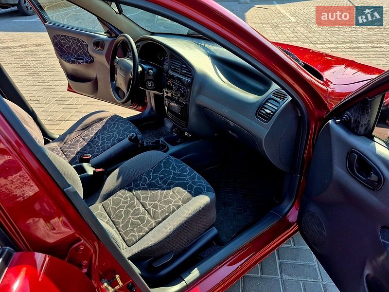 Седан Daewoo Lanos 2004 в Самарі