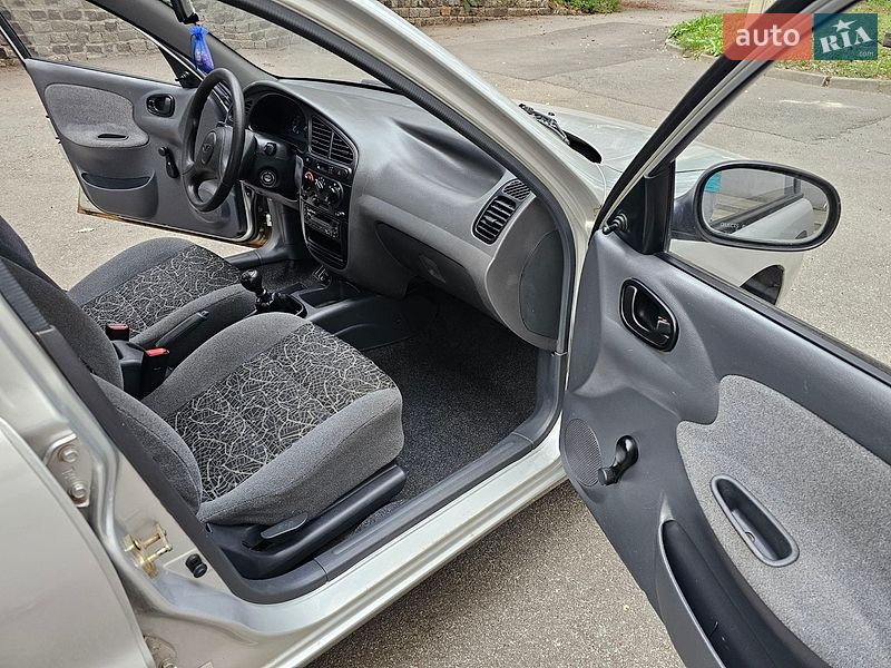Седан Daewoo Lanos 2006 в Харькове
