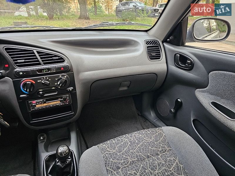 Седан Daewoo Lanos 2006 в Харькове