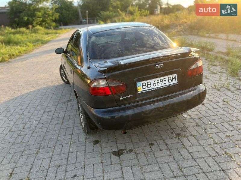 Седан Daewoo Lanos 1998 в Калинівці