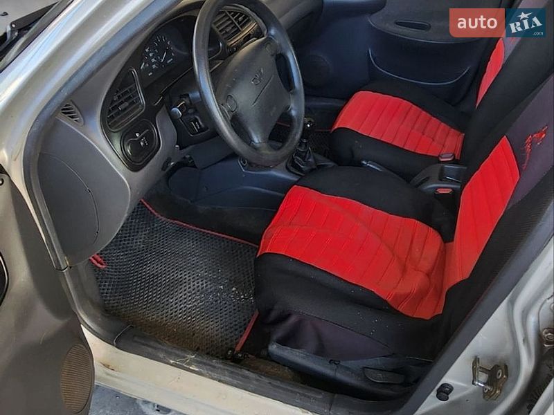 Седан Daewoo Lanos 2006 в Черновцах