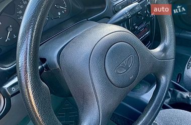 Седан Daewoo Lanos 2004 в Кривом Роге