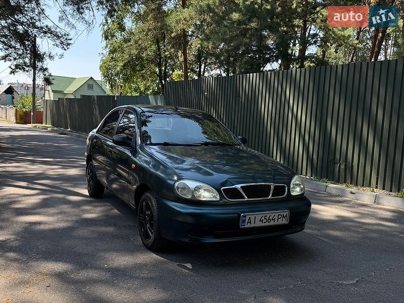 Седан Daewoo Lanos 2003 в Киеве