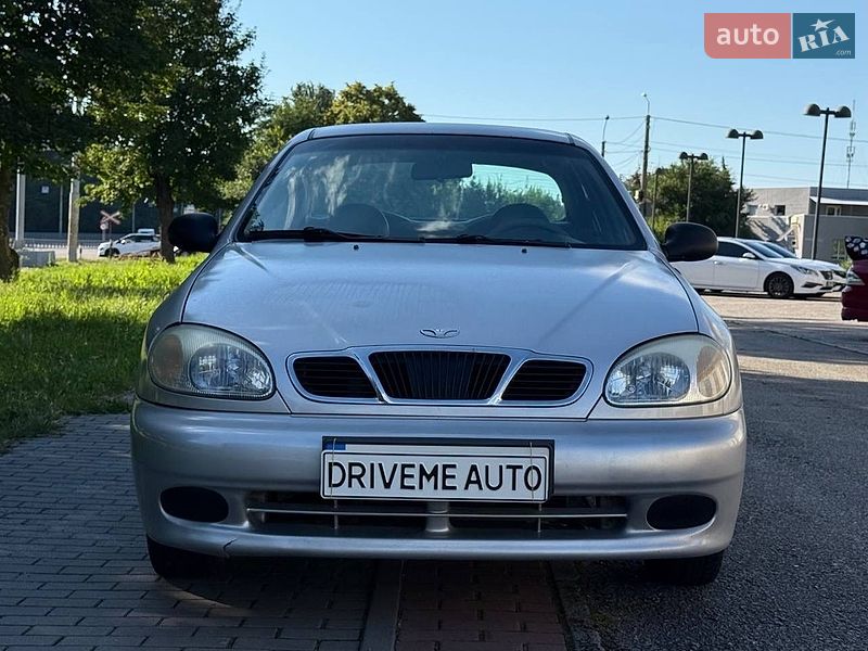 Седан Daewoo Lanos 1998 в Дніпрі