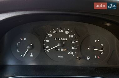 Седан Daewoo Lanos 1998 в Дніпрі